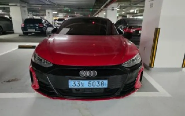 스포티지더볼드 중고차 e-트론 GT GT 콰트로 프리미엄 매물 사진 7 - 2022/01 50,152km