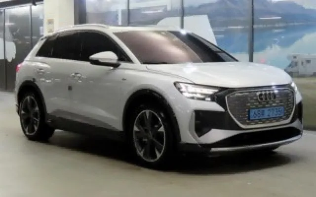 스포티지더볼드 중고차 Q4 e-트론 40 스포트백 프리미엄 매물 사진 9 - 2024/08 53,767km