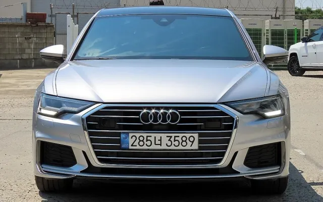 스포티지더볼드 중고차 A6 (C8) 45 TFSI 매물 사진 5 - 2023/01 56,266km