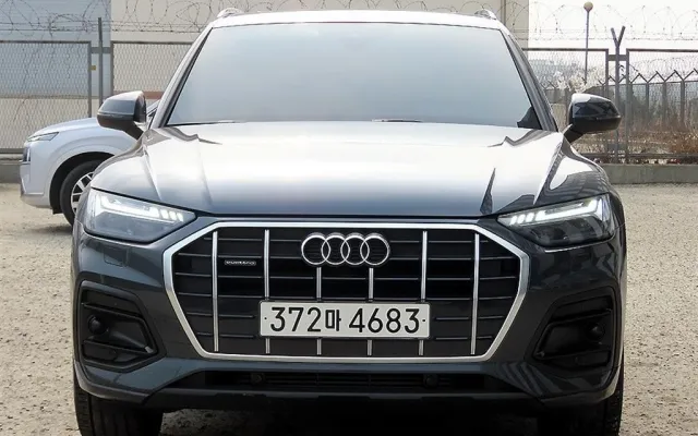 스포티지더볼드 중고차 Q5 (FY) 45 TFSI 콰트로 스포트백 매물 사진 15 - 2024/11 15,637km