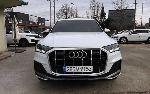 스포티지더볼드 중고차 Q7 (4M) 45 TDI 콰트로 프리미엄 매물 사진 8 - 2022/06 57,045km